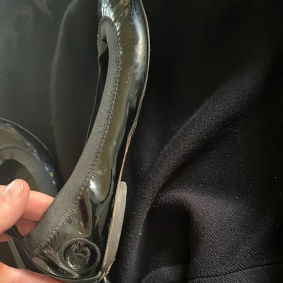 Chanel Interlocking Spirit Patent Ballet Flat - Picture 2 of 4